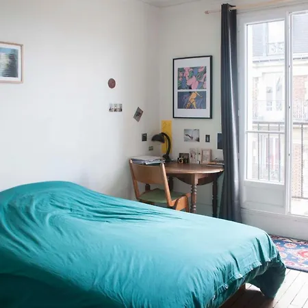 Charming Close To Republique Apartamento *